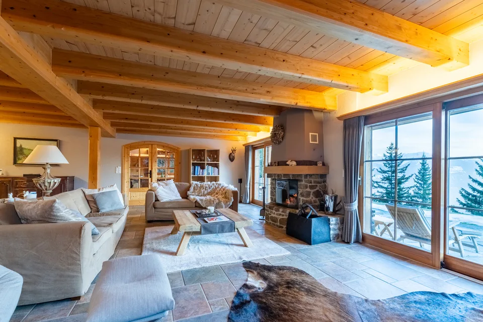 Chalet en résidence secondaire en pleine nature – photo 2 of 13