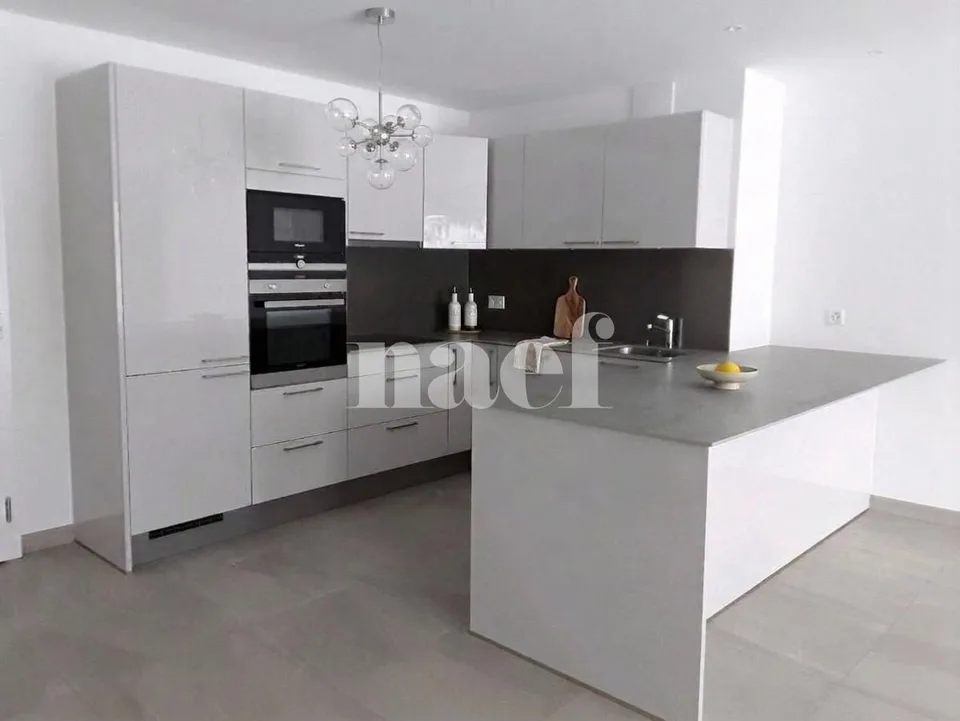 Sehr schönes 3.5-Zimmer-Apartment im Erdgeschoss mit Terrasse und Garten
