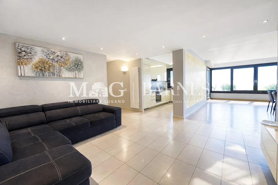 Bissone: Appartamento 4.5 locali, giardino, box, vista lago – photo 6 sur 9