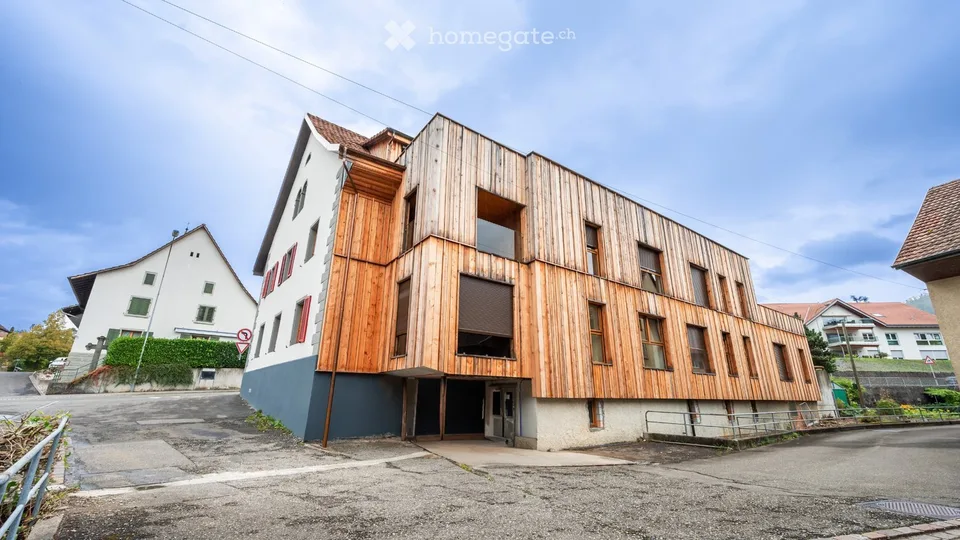 Casa multifamiliare ristrutturata con 8 appartamenti | 4,00 % di rendita lorda – foto 3 di 10