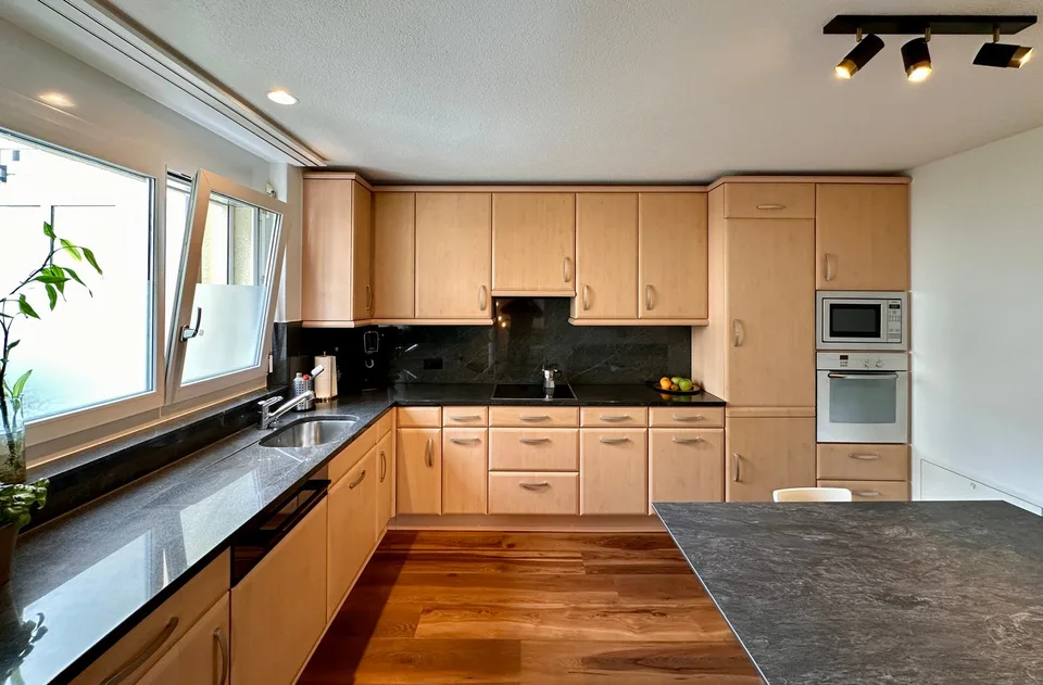 Esclusiva maisonette di giardino di 4,5 locali a Winkel ZH – foto 6 di 12