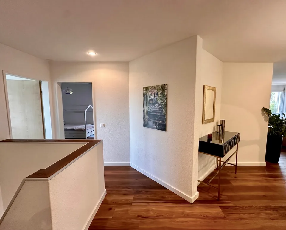 Esclusiva maisonette di giardino di 4,5 locali a Winkel ZH – foto 5 di 12