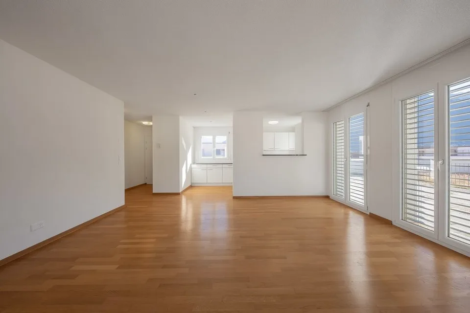 Zentrale Familienwohnung sucht neue Bewohner
