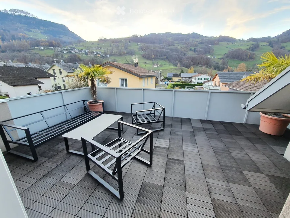 Exclusive, spacious 3.5-room attic apartment in Flums