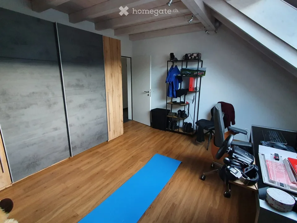 Exclusive, spacious 3.5-room attic apartment in Flums