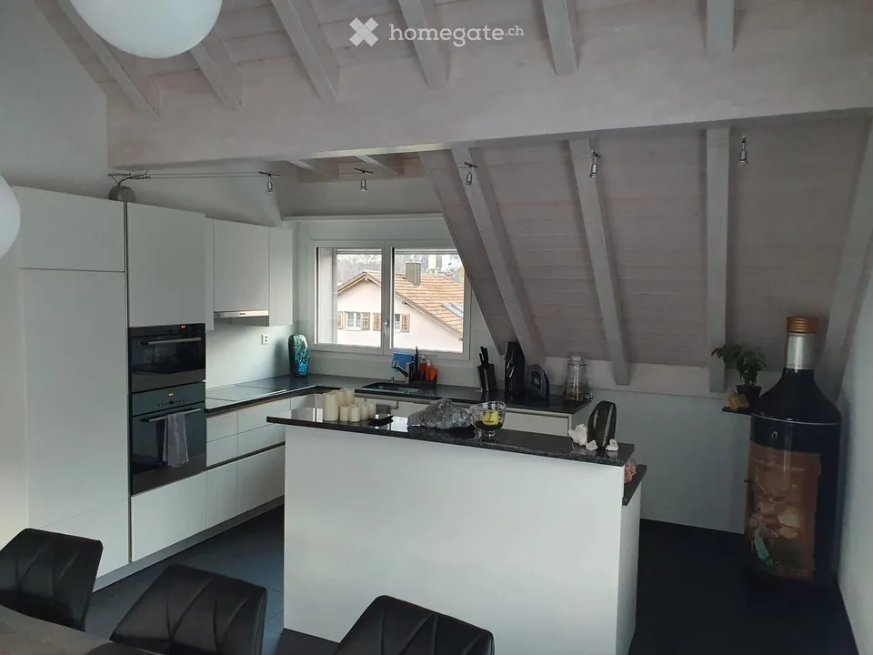 Exclusive, spacious 3.5-room attic apartment in Flums