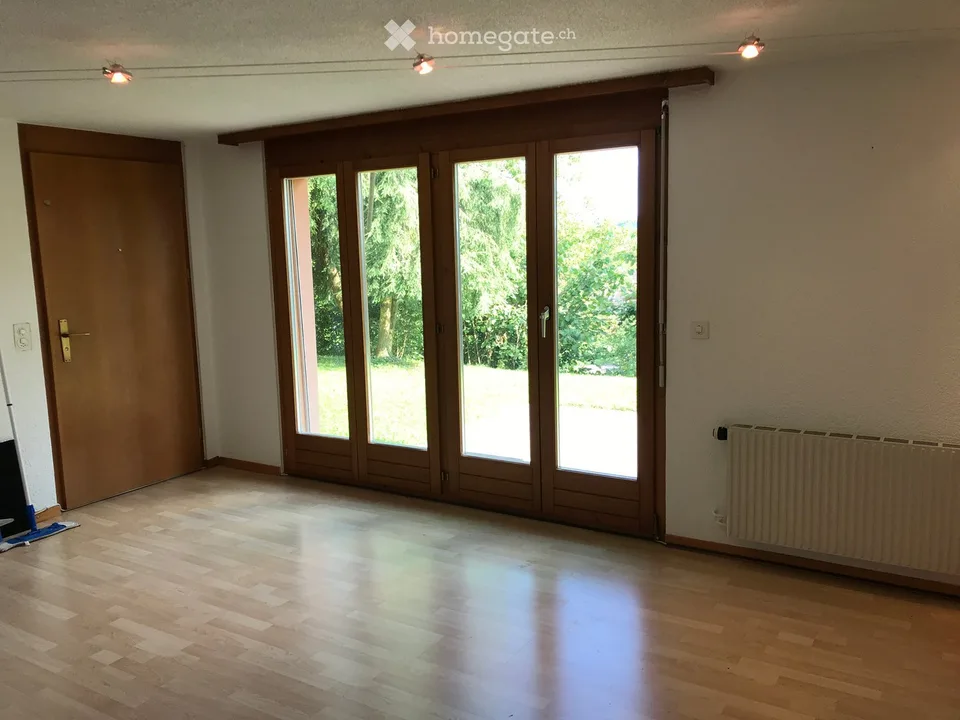 Studio 2 pièces ensoleillé dans une maison unifamiliale à Bellach