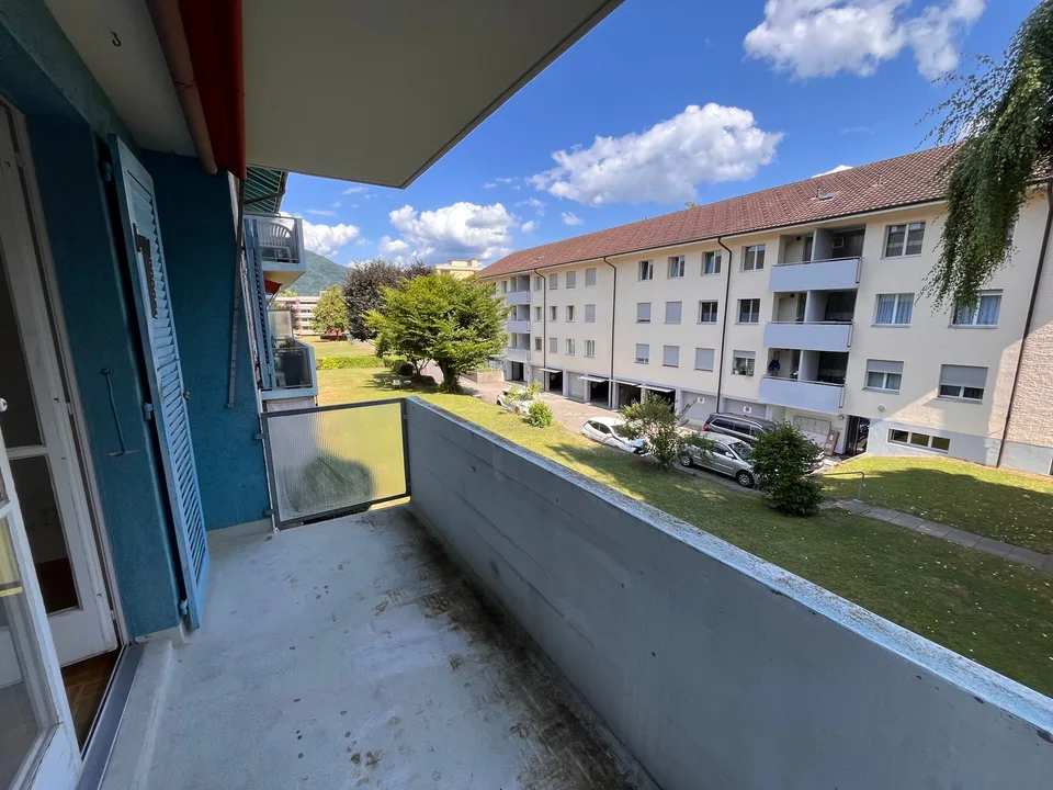 Sonnige 4-Zimmer-Wohnung mit Balkon in Thun – Foto 8 von 9