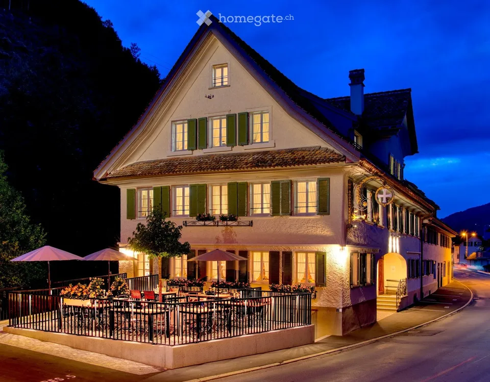 Maisonnette historique de 5,5 pièces avec charme à Seewen SZ