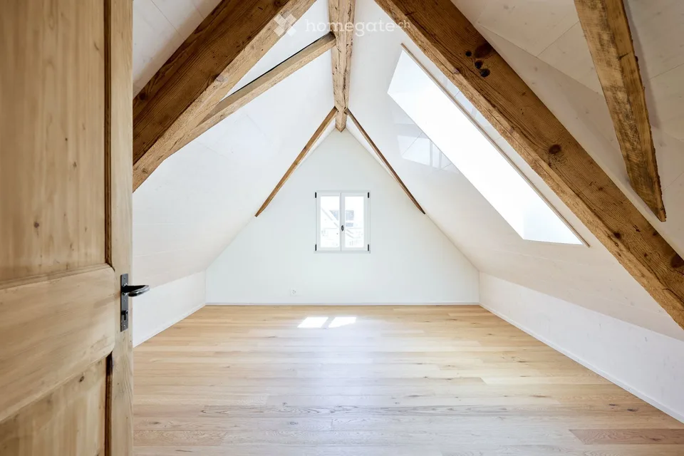 Maisonnette historique de 5,5 pièces avec charme à Seewen SZ