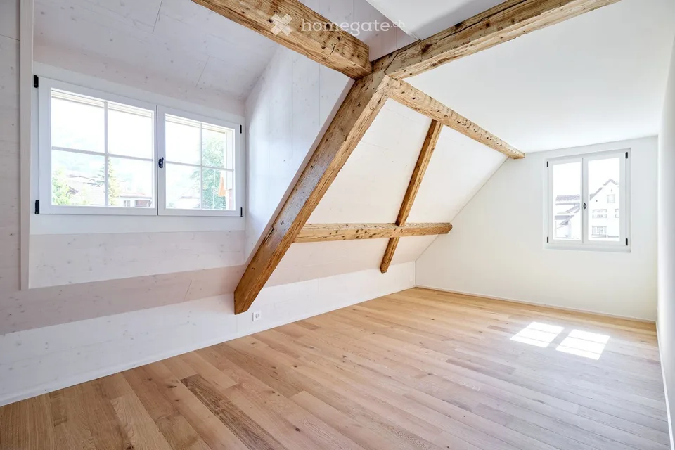 Maisonnette historique de 5,5 pièces avec charme à Seewen SZ