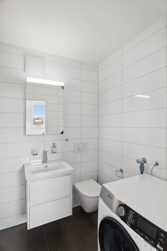 schöne 2.5-Zimmer-Attikawohnung in Zollikofen