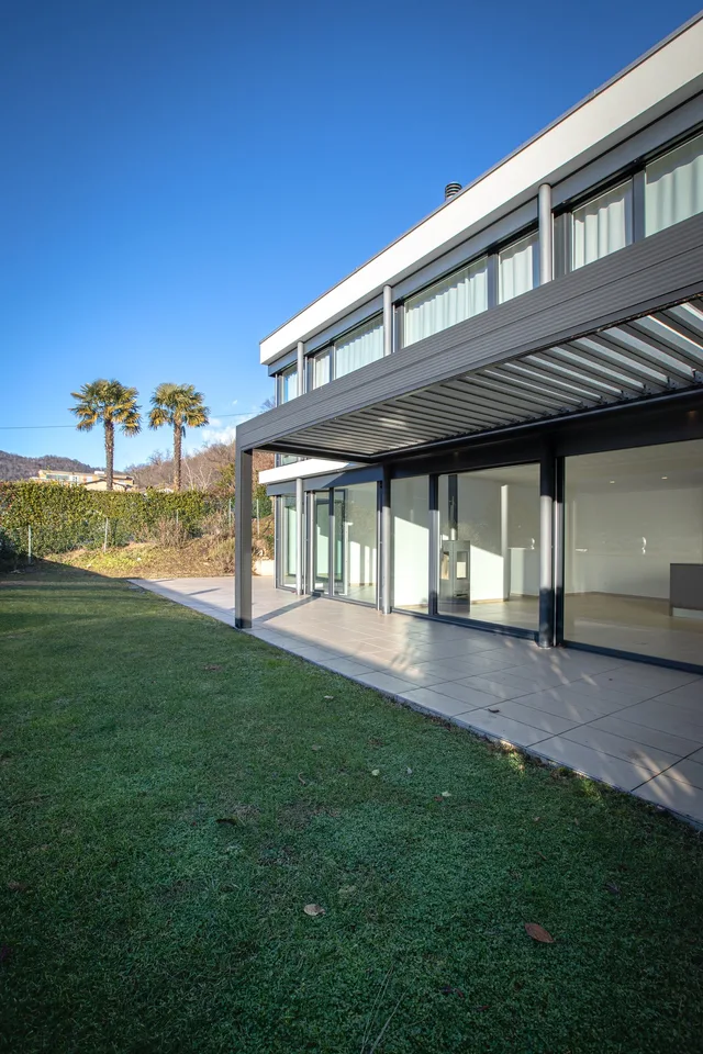 Oase der Exklusivität, 10 Minuten vom Zentrum von Lugano: Modernes 3.5-Zimmer-Wohnung mit großem Garten – Foto 6 von 26