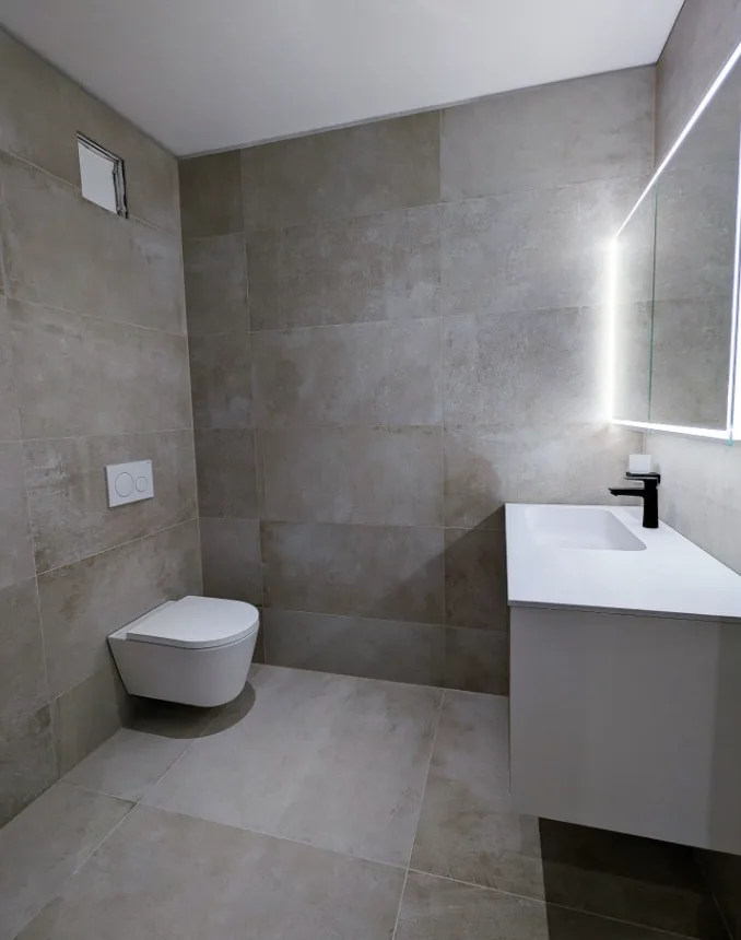 Very beautiful 2.5 room apartment of high standing