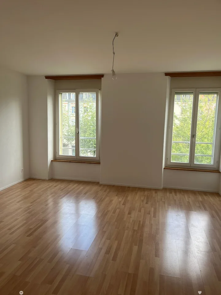 Modern 2 1/2-room apartment on Unterer Quai in Biel/Bienne – photo 5 of 16