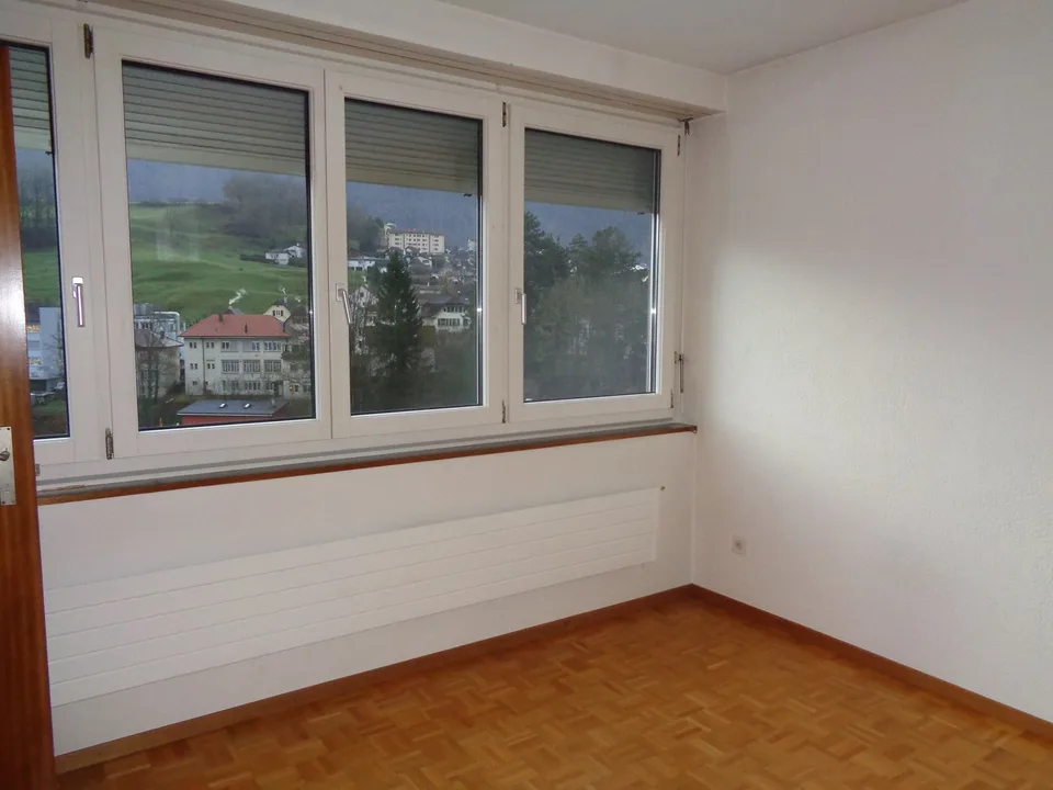 Studio located between downtown and CFF train station