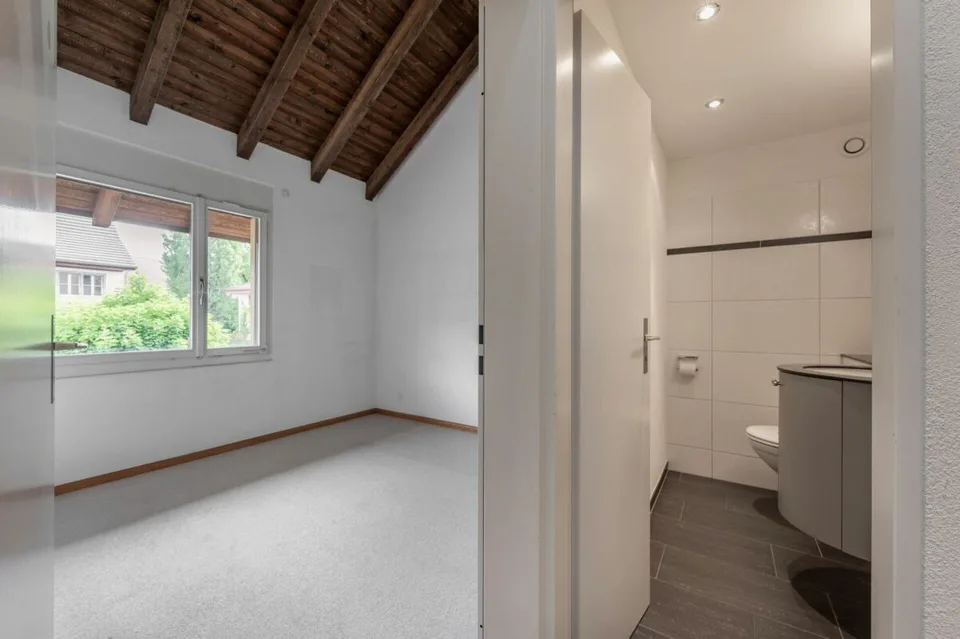 Grosszügiges 6.5-Zimmer-Reihenhaus im Herzen von Wettingen – Foto 11 von 22