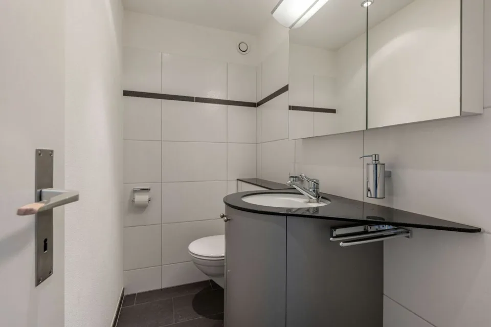 Grosszügiges 6.5-Zimmer-Reihenhaus im Herzen von Wettingen – Foto 8 von 22