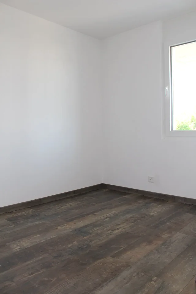 Bright 4.5-room apartment with balcony in Courfaivre