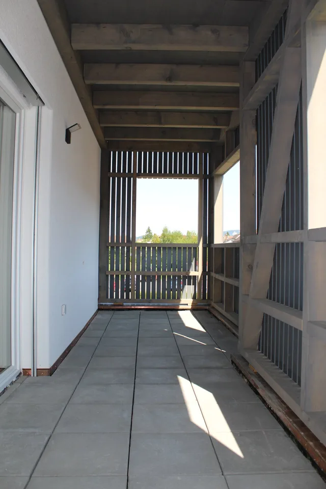 Bright 4.5-room apartment with balcony in Courfaivre