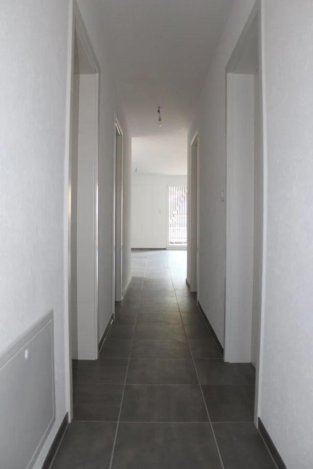 Bright 4.5-room apartment with balcony in Courfaivre