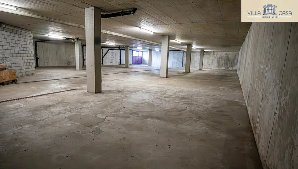Place de parking à Spiez – préparée pour les voitures électriques – photo 2 sur 4