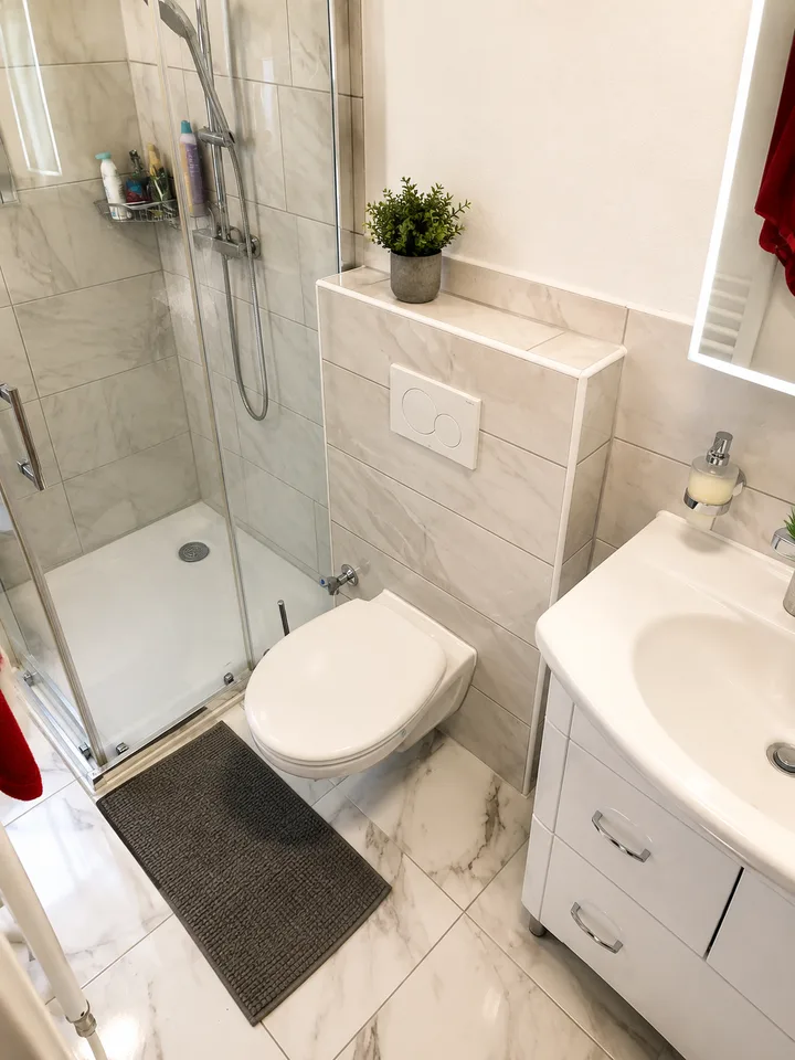 Bright 2.5-room apartment with balcony in Studen