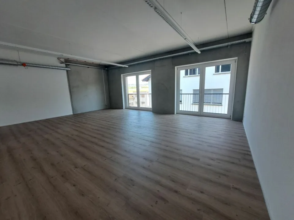 helle Bürofläche mit 70m2 zu vermieten – Foto 3 von 3