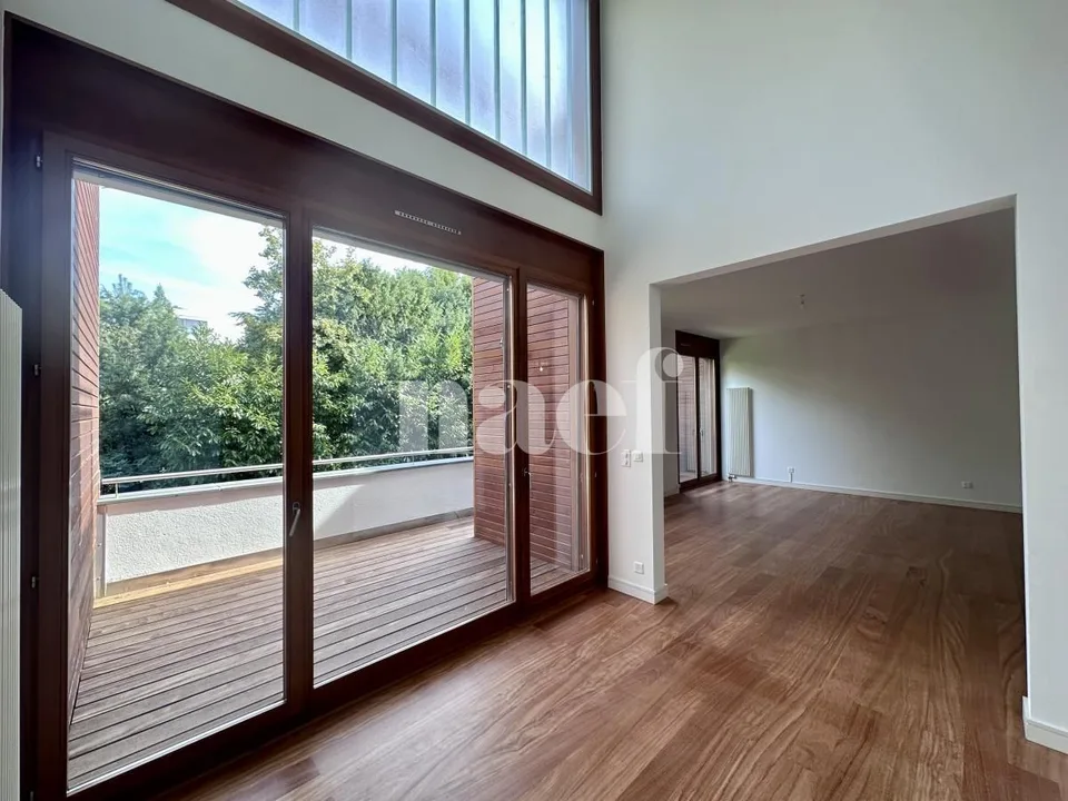 Elegantes Duplex im Herzen von Cologny