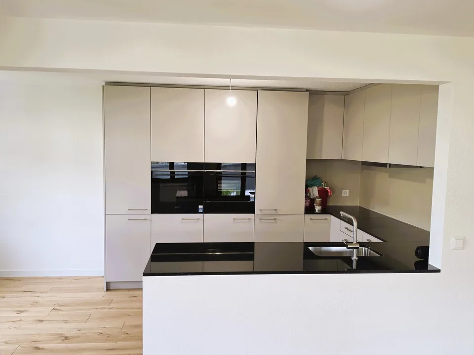 Maisonette di 5,5 locali rinnovata a Kirchberg - Approvata dalla banca – foto 3 di 15