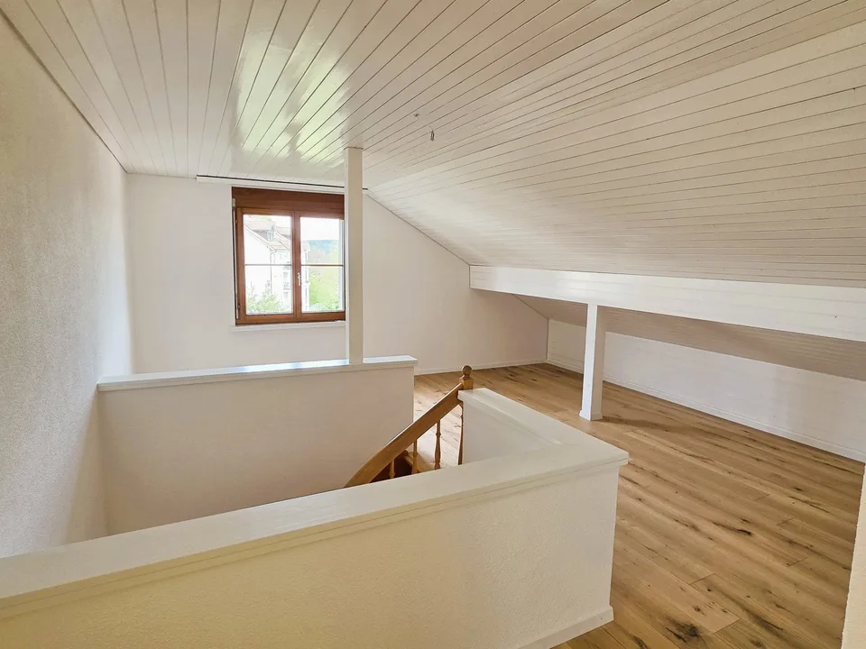 Maisonette di 5,5 locali rinnovata a Kirchberg - Approvata dalla banca – foto 10 di 15