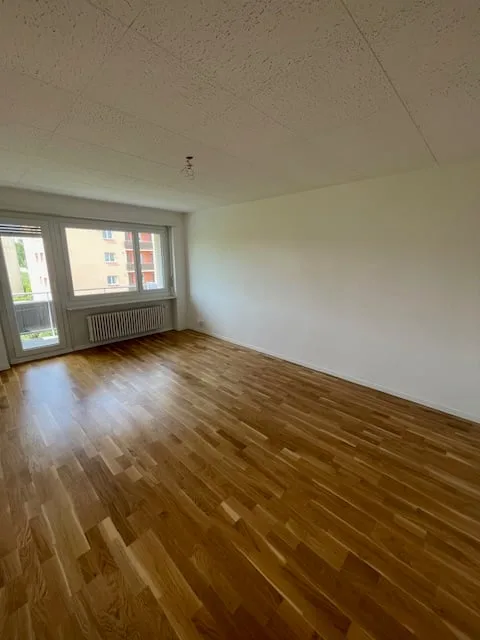 Beautiful 3-room apartment, renovated, quiet, with balcony in Cortaillod