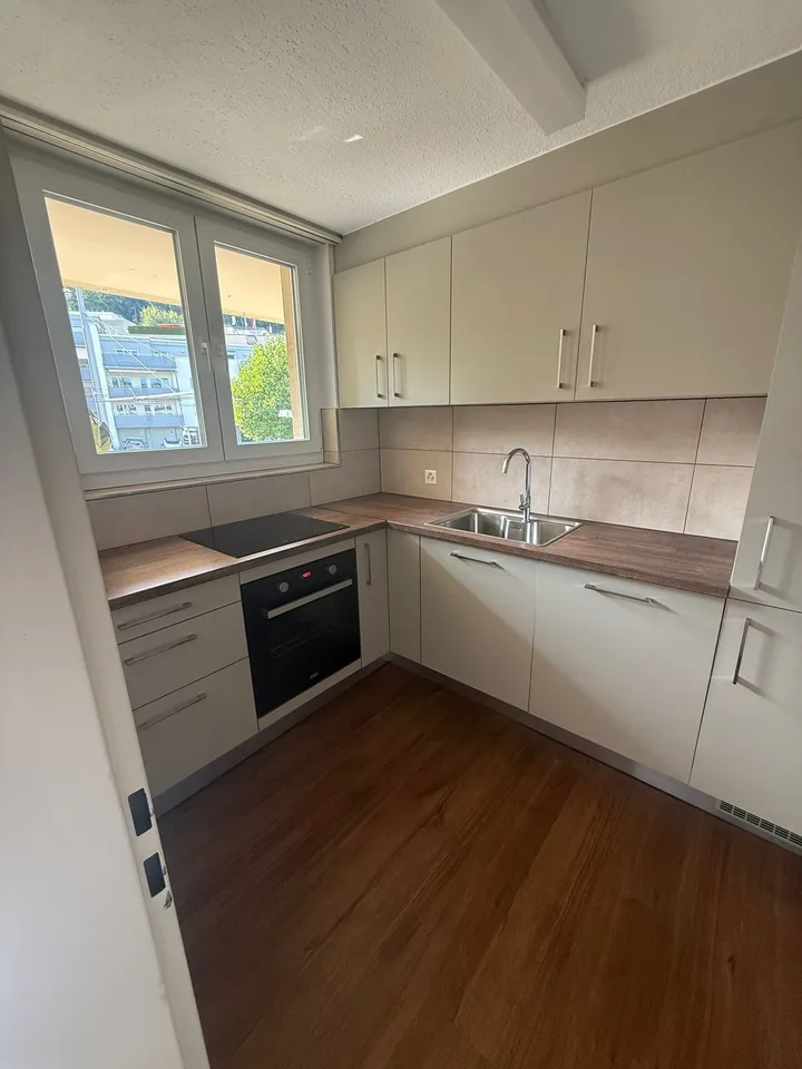 Charmante 4.5-Zimmer-Maisonette-Wohnung an der Langgasse in St. Gallen – Foto 4 von 23