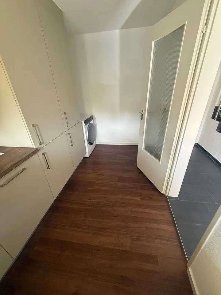 Charmante 4.5-Zimmer-Maisonette-Wohnung an der Langgasse in St. Gallen – Foto 5 von 23