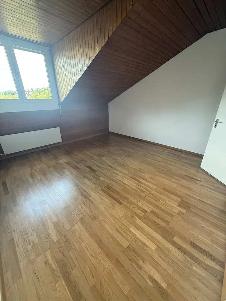 Charmante 4.5-Zimmer-Maisonette-Wohnung an der Langgasse in St. Gallen – Foto 13 von 23