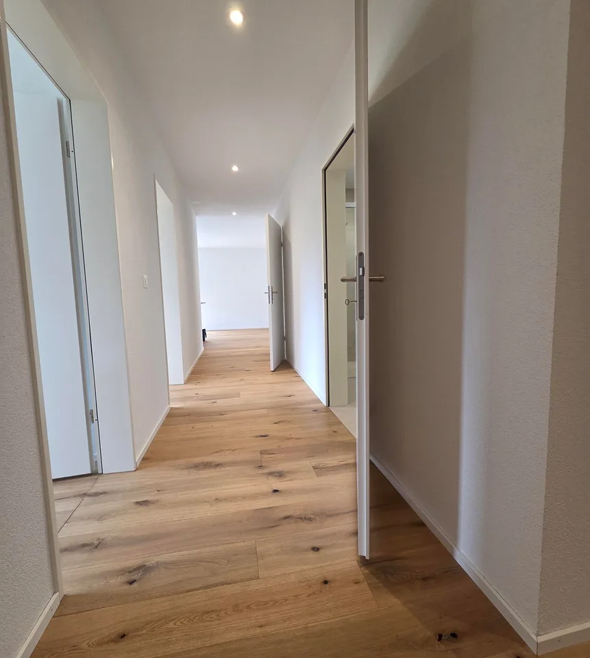 Appartamento di 4,5 locali al piano terra 126 m2 al piano terra a Balsthal
