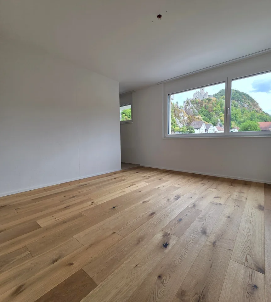 Appartamento di 4,5 locali al piano terra 126 m2 al piano terra a Balsthal