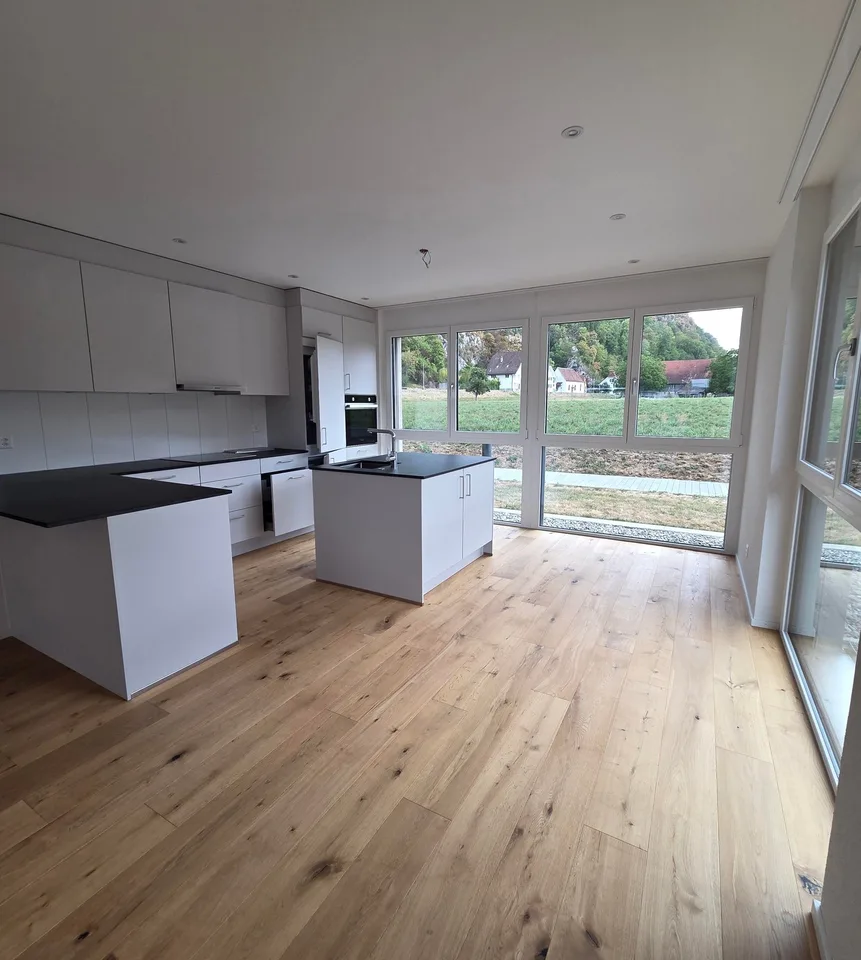 Appartamento di 4,5 locali al piano terra 126 m2 al piano terra a Balsthal