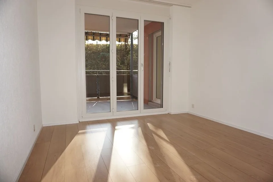 3 1/2-Zimmerwohnung, Parterre – Foto 9 von 11