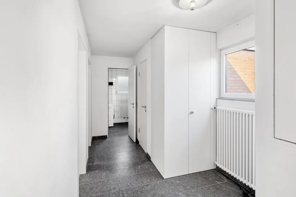 Casa familiare affascinante in un quartiere tranquillo in vendita – foto 8 di 13