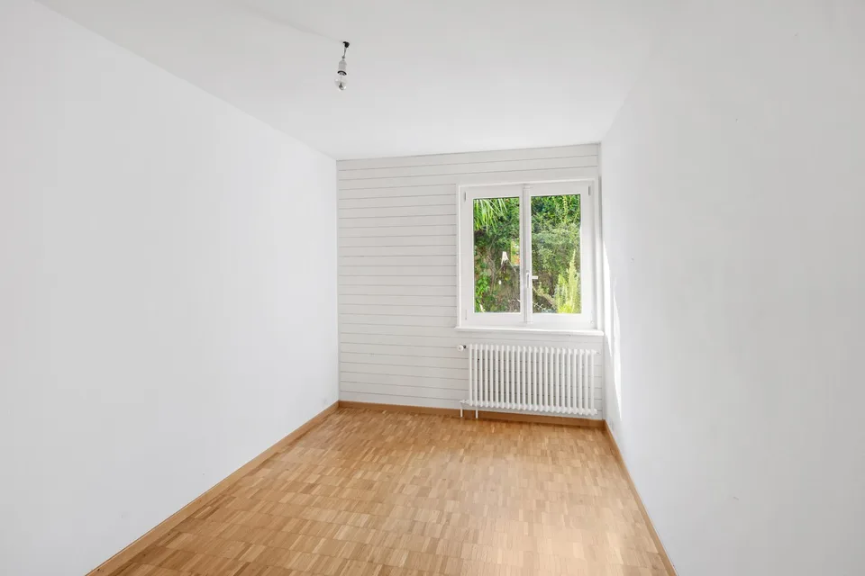 Casa familiare affascinante in un quartiere tranquillo in vendita – foto 5 di 13