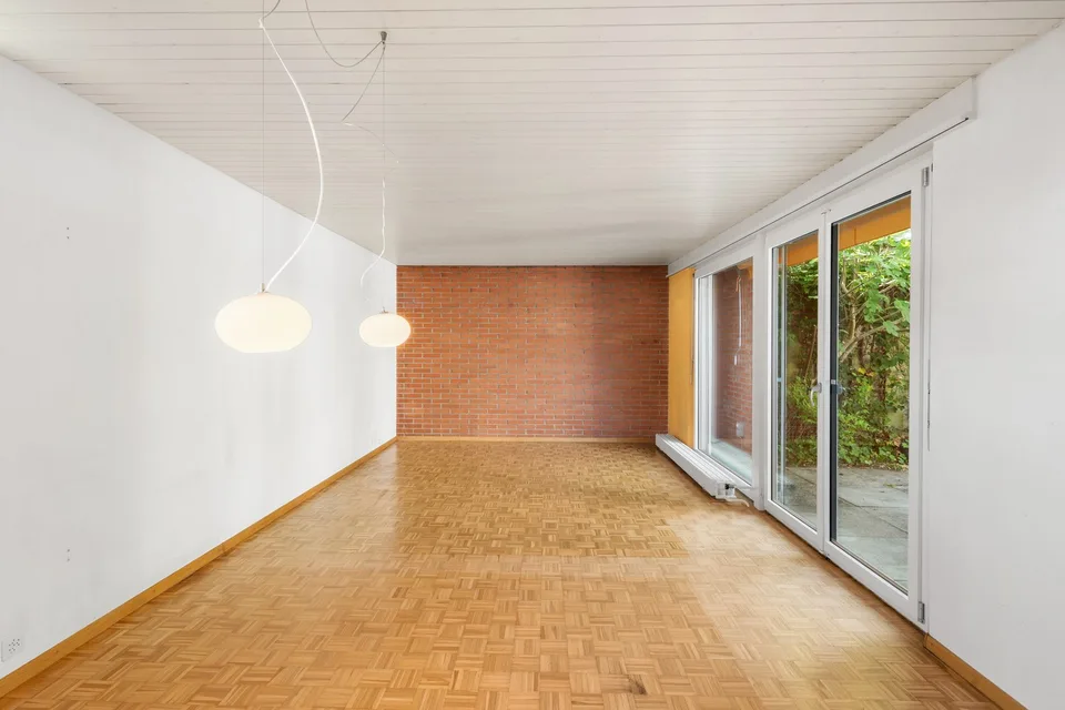 Casa familiare affascinante in un quartiere tranquillo in vendita – foto 2 di 13