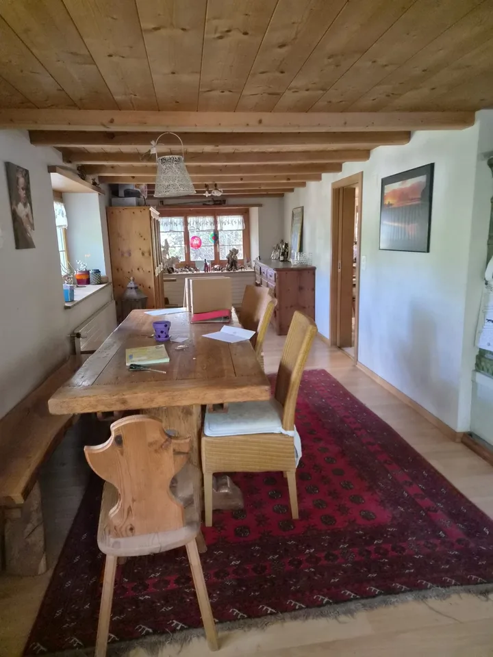 Maison de ferme charmante avec un terrain de construction spacieux et un grand potentiel – photo 7 sur 17