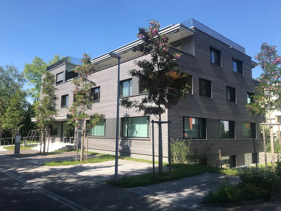 Modern Senior Apartment - 3.5-room apartment with large terrace