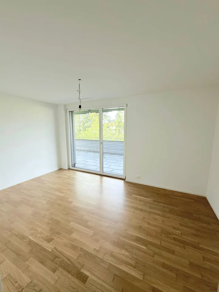 Modern Senior Apartment - 3.5-room apartment with large terrace