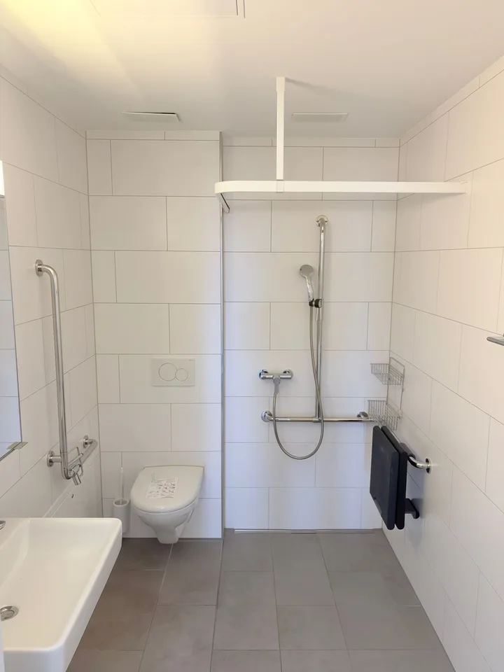 Modern Senior Apartment - 3.5-room apartment with large terrace