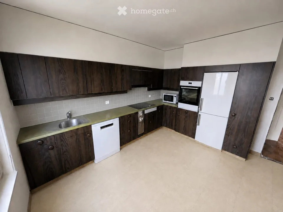 Bettens 3.5 pièces de 93 m² avec grande terrasse & véranda