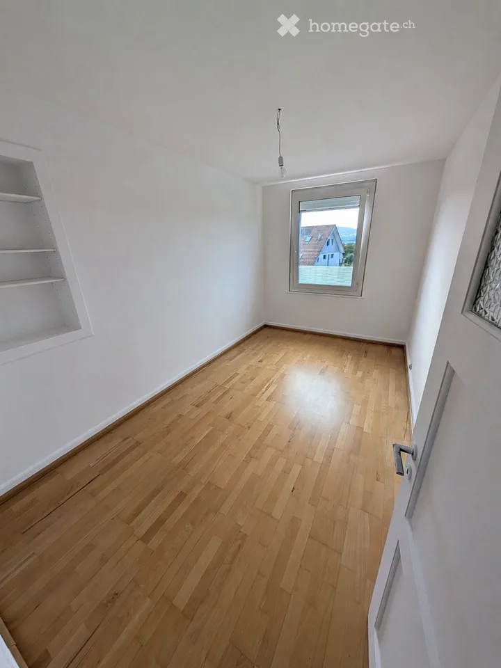 Bettens 4.5 pièces de 90m² avec terrasse/balcon de 19 m²