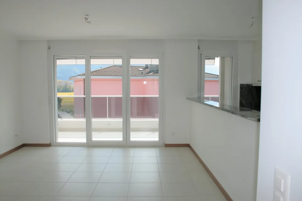 Funktionaler 3.5-Zimmer-Apartment mit Balkon – Foto 4 von 14