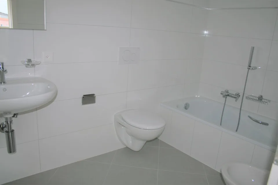 Funktionaler 3.5-Zimmer-Apartment mit Balkon – Foto 10 von 14